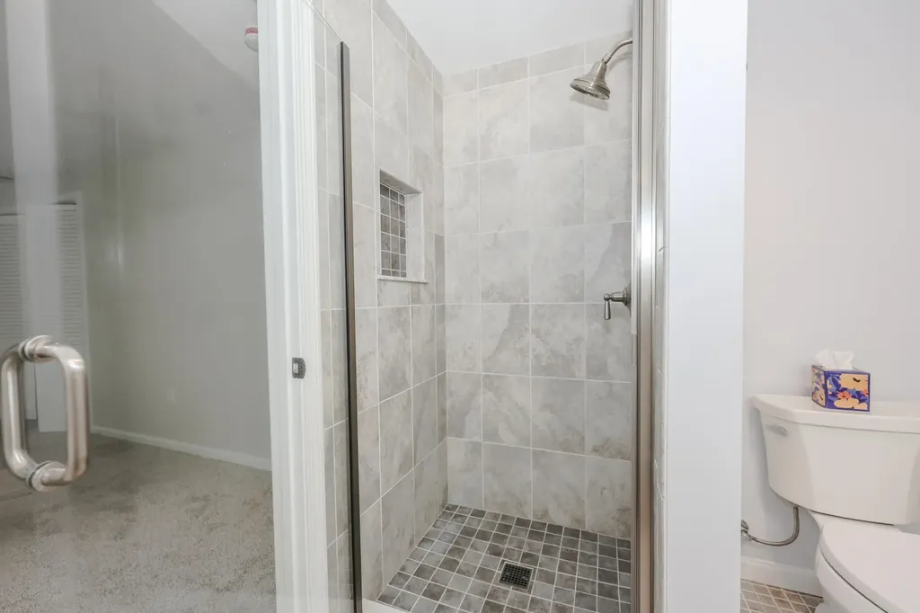 20 Wheaton Drive Pelham NH 03076