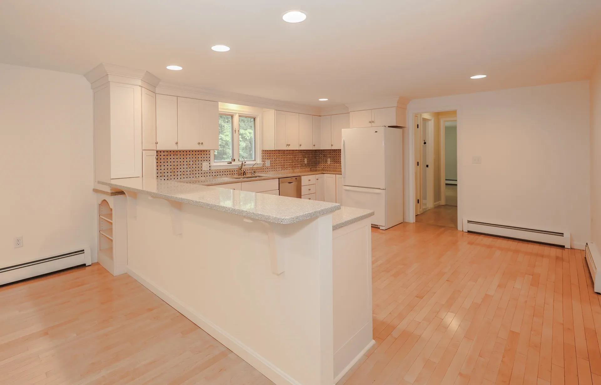 20 Wheaton Drive Pelham NH 03076