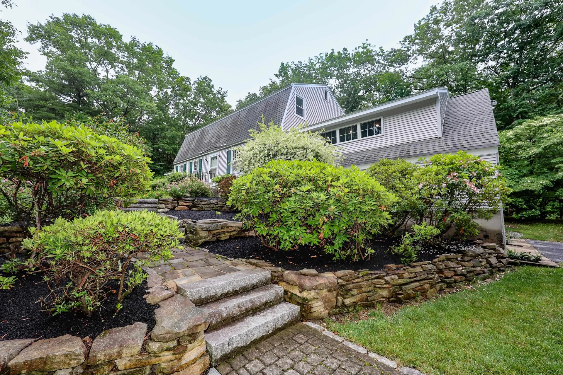 20 Wheaton Drive Pelham NH 03076