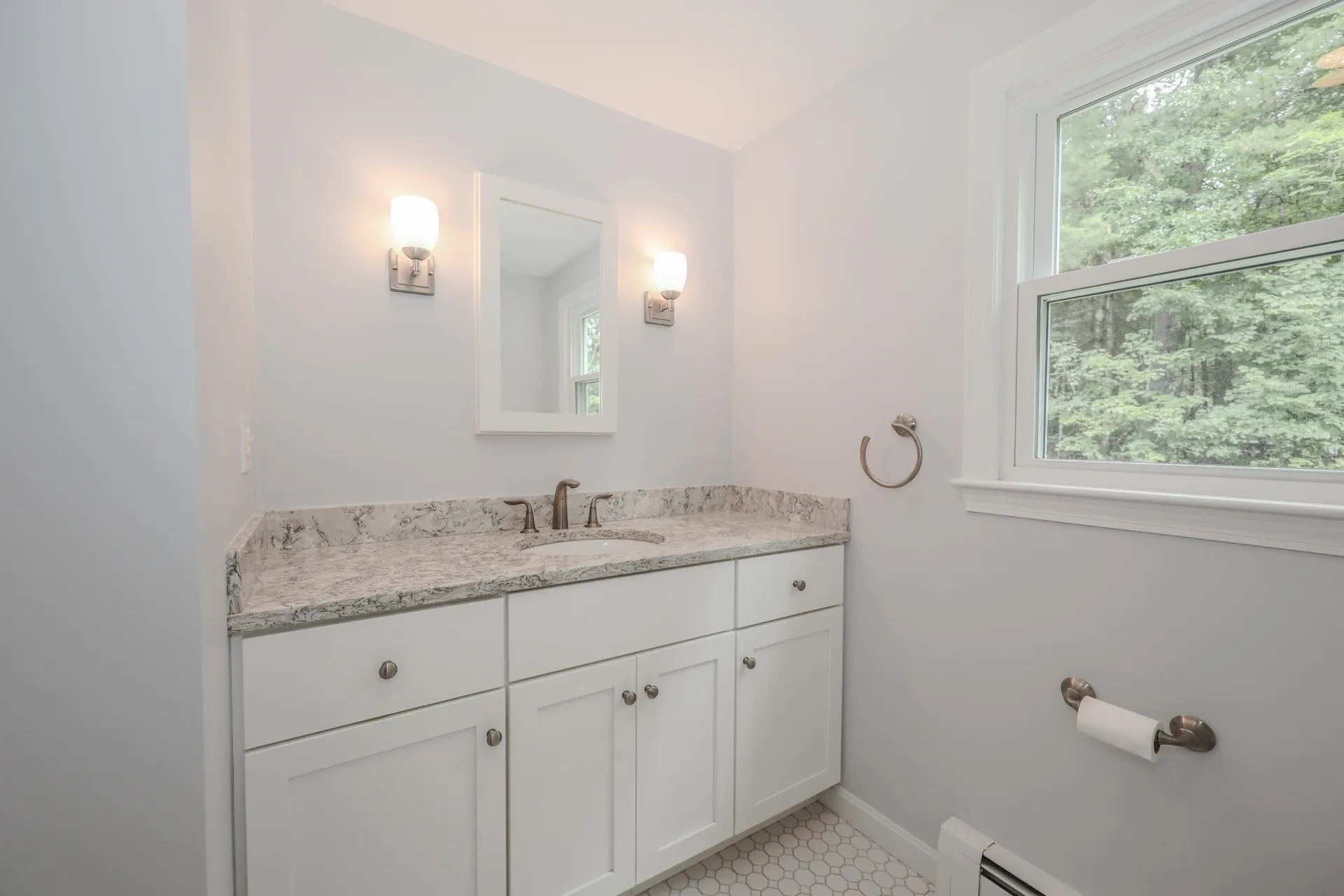 20 Wheaton Drive Pelham NH 03076