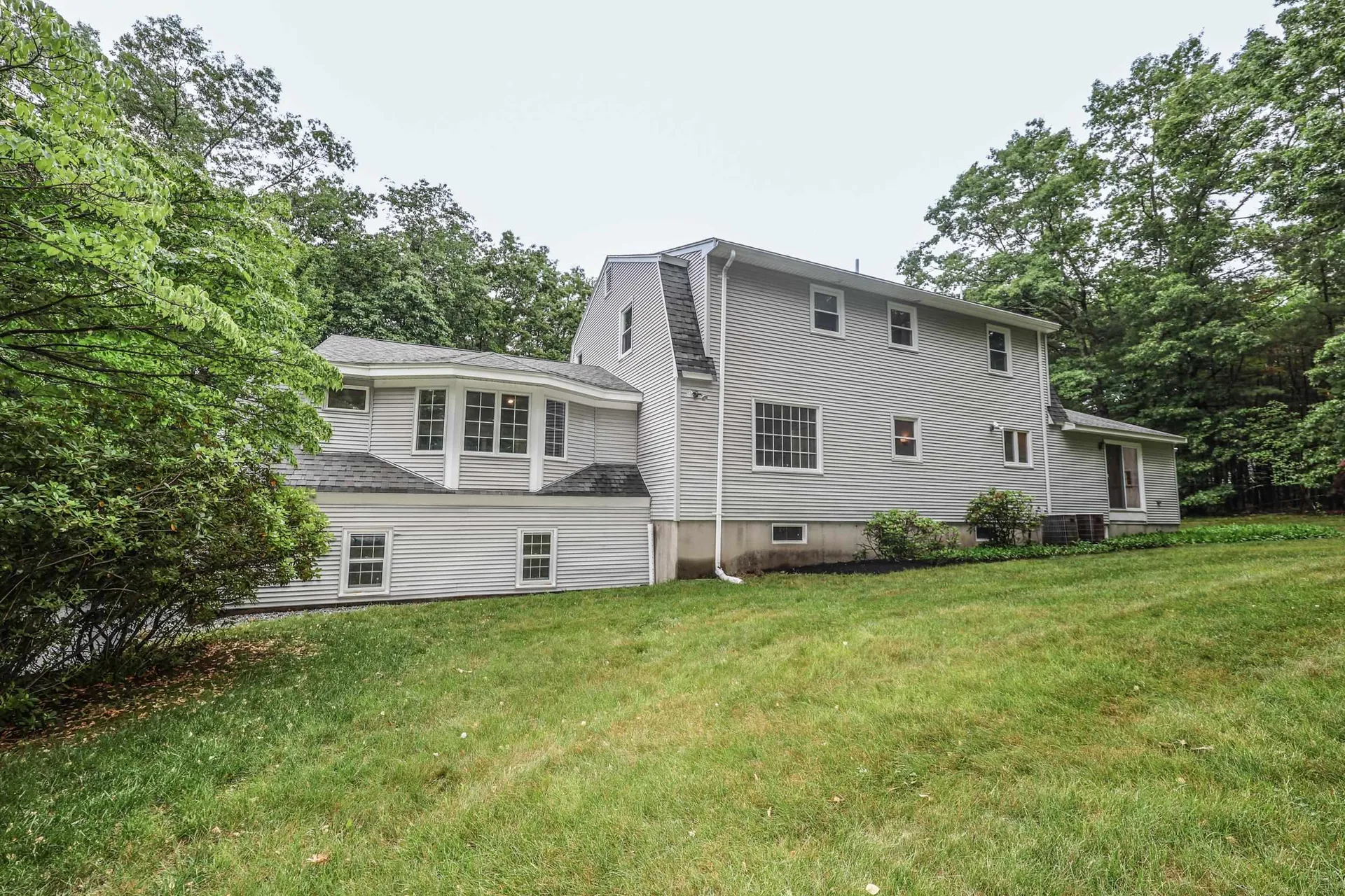 20 Wheaton Drive Pelham NH 03076