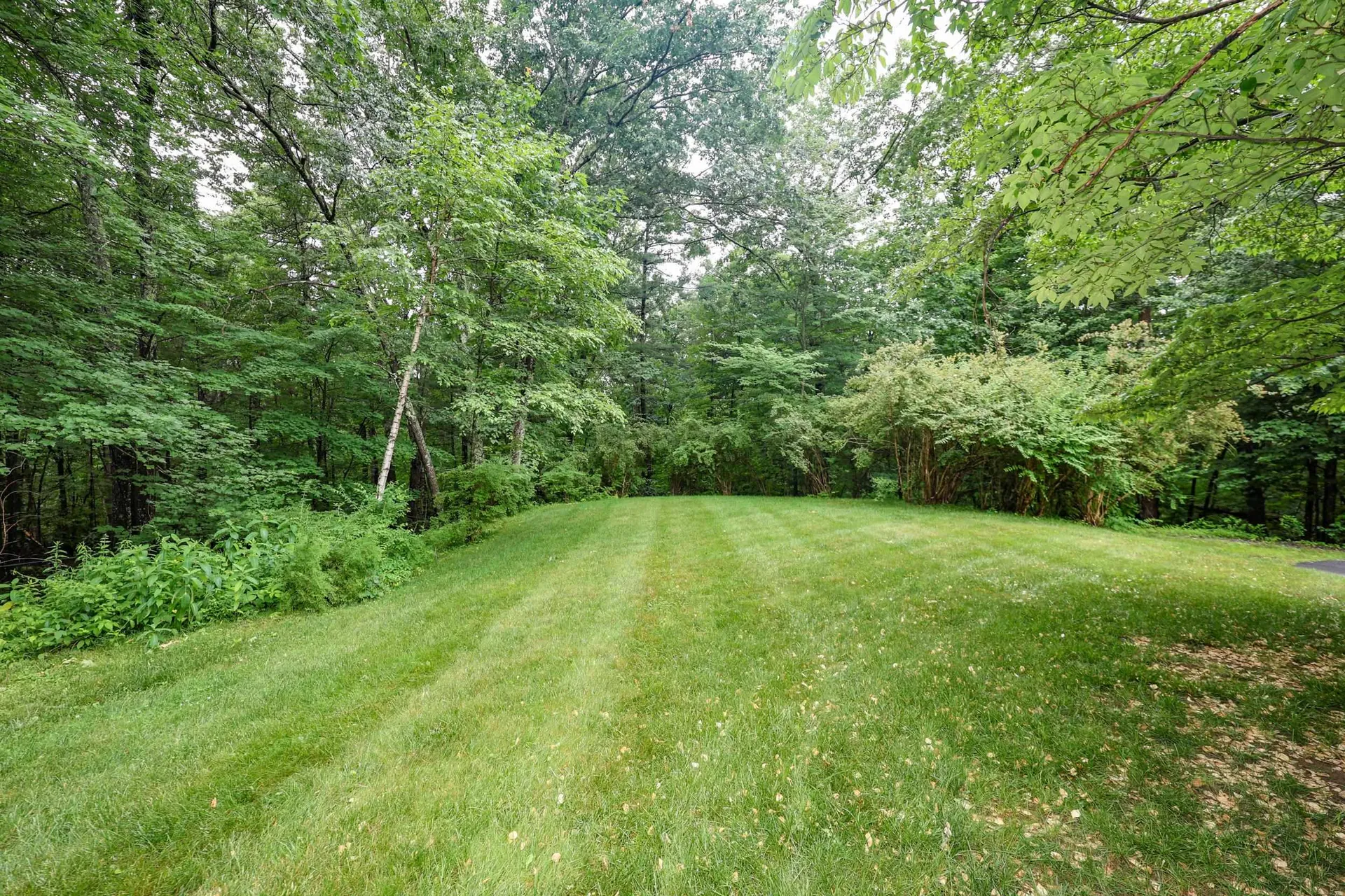 20 Wheaton Drive Pelham NH 03076