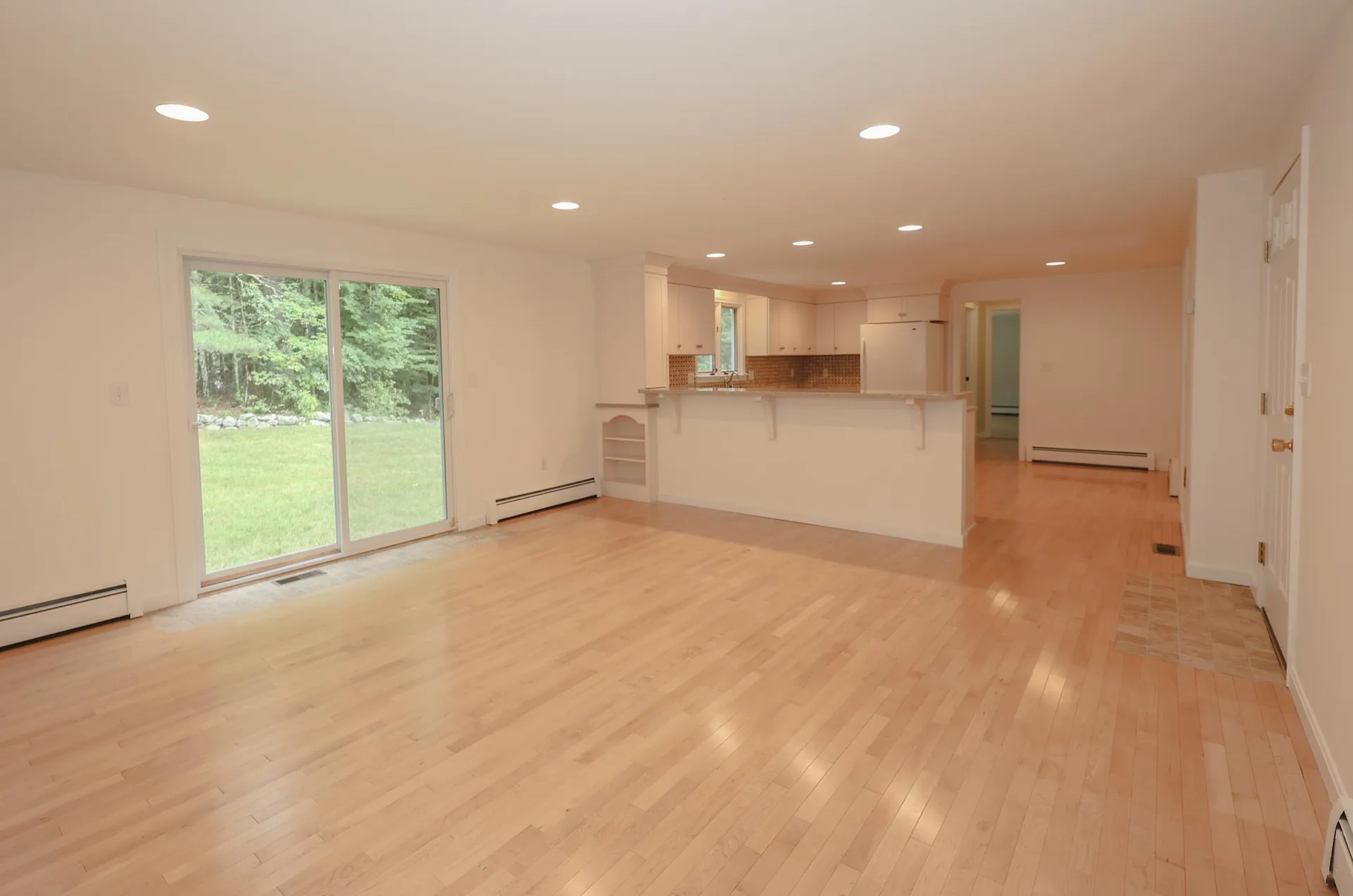 20 Wheaton Drive Pelham NH 03076