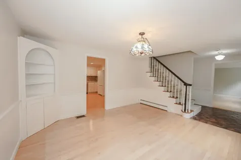 20 Wheaton Drive Pelham NH 03076