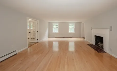 20 Wheaton Drive Pelham NH 03076