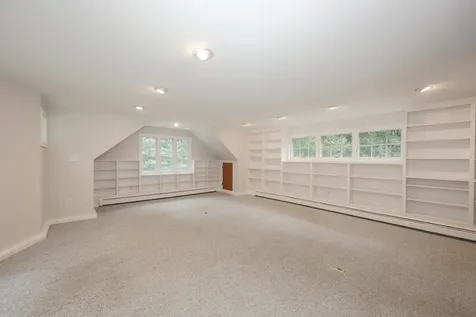 20 Wheaton Drive Pelham NH 03076