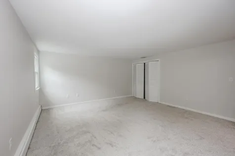 20 Wheaton Drive Pelham NH 03076