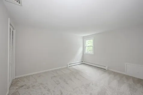 20 Wheaton Drive Pelham NH 03076
