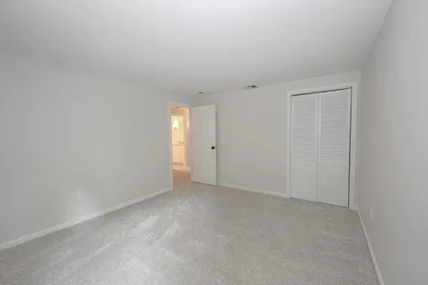 20 Wheaton Drive Pelham NH 03076