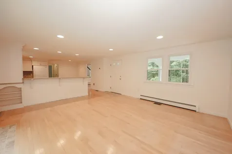 20 Wheaton Drive Pelham NH 03076