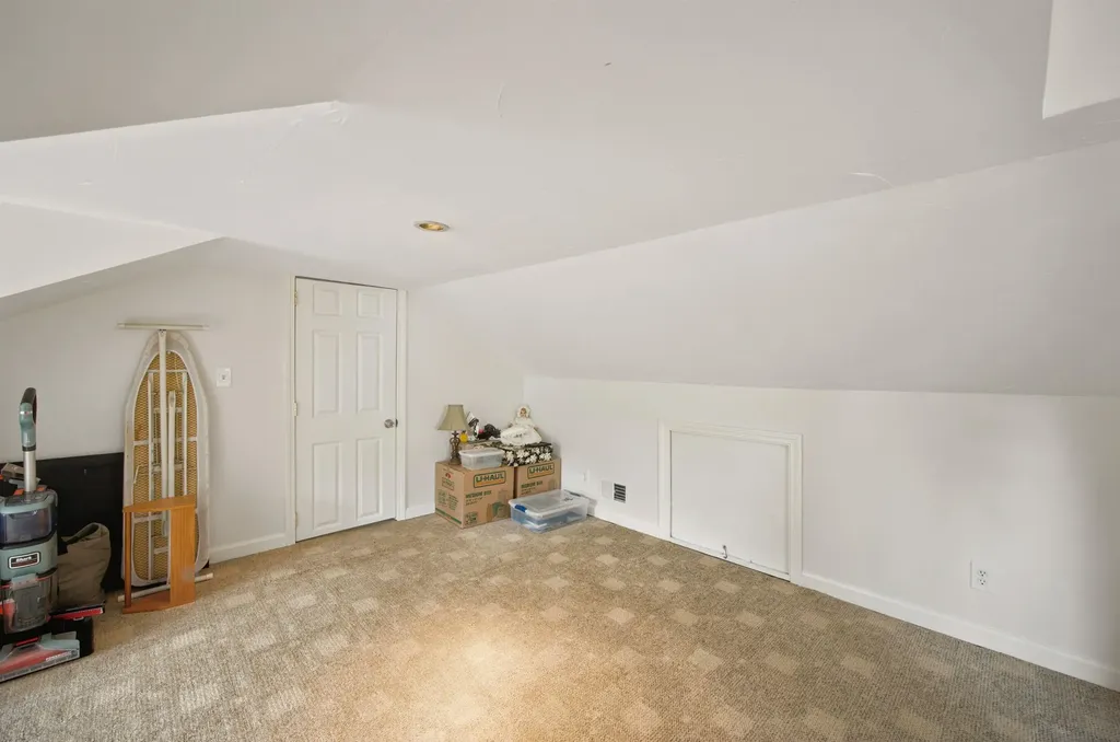 306 Phillip Street Manchester NH 03102