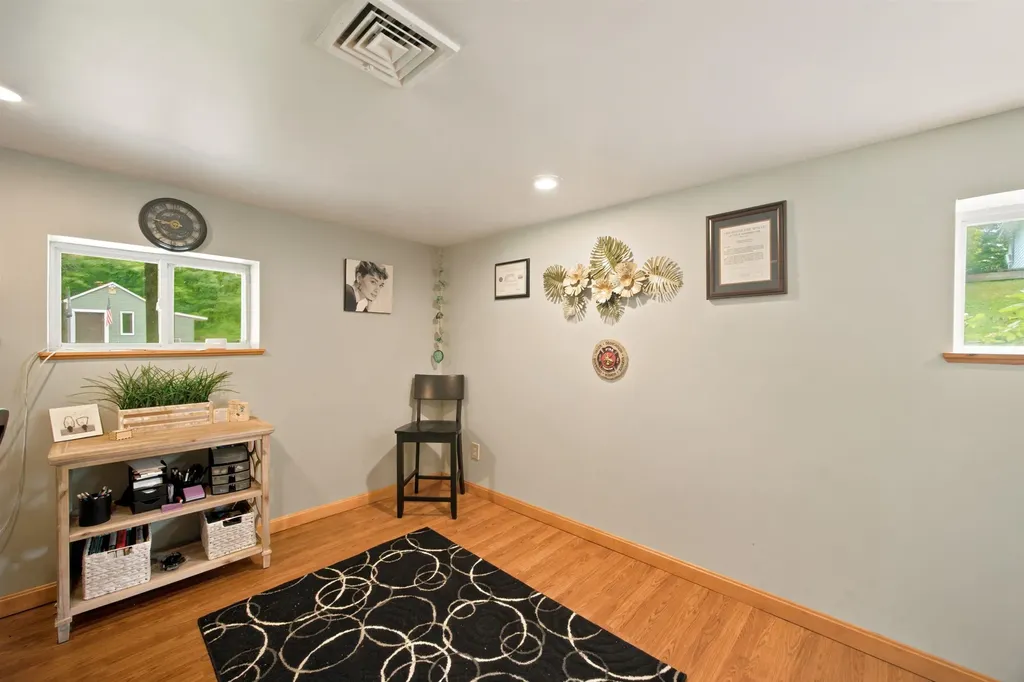 306 Phillip Street Manchester NH 03102