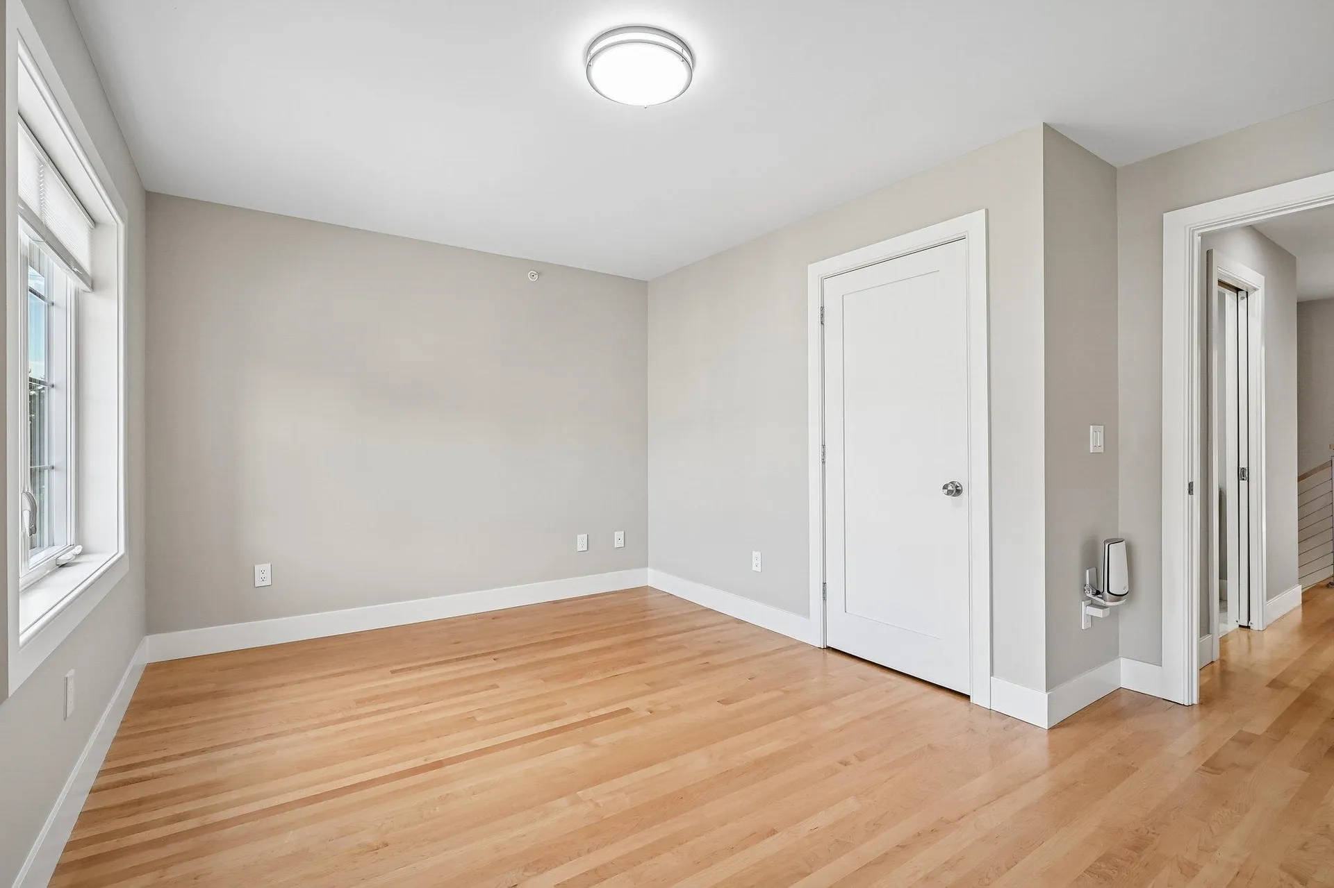 81 Riverwalk Way Manchester NH 03101