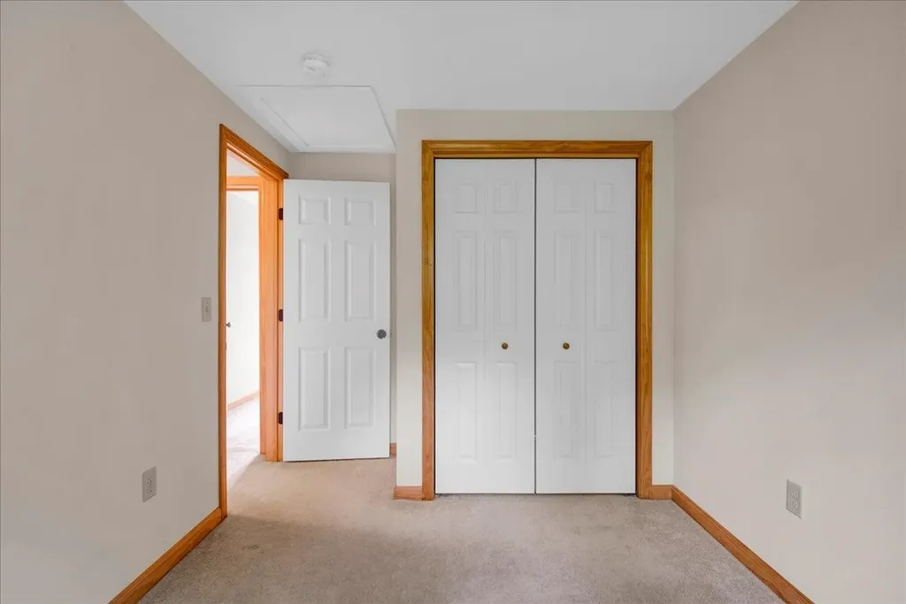 158 - 160 Northside Drive Shelburne VT 05482