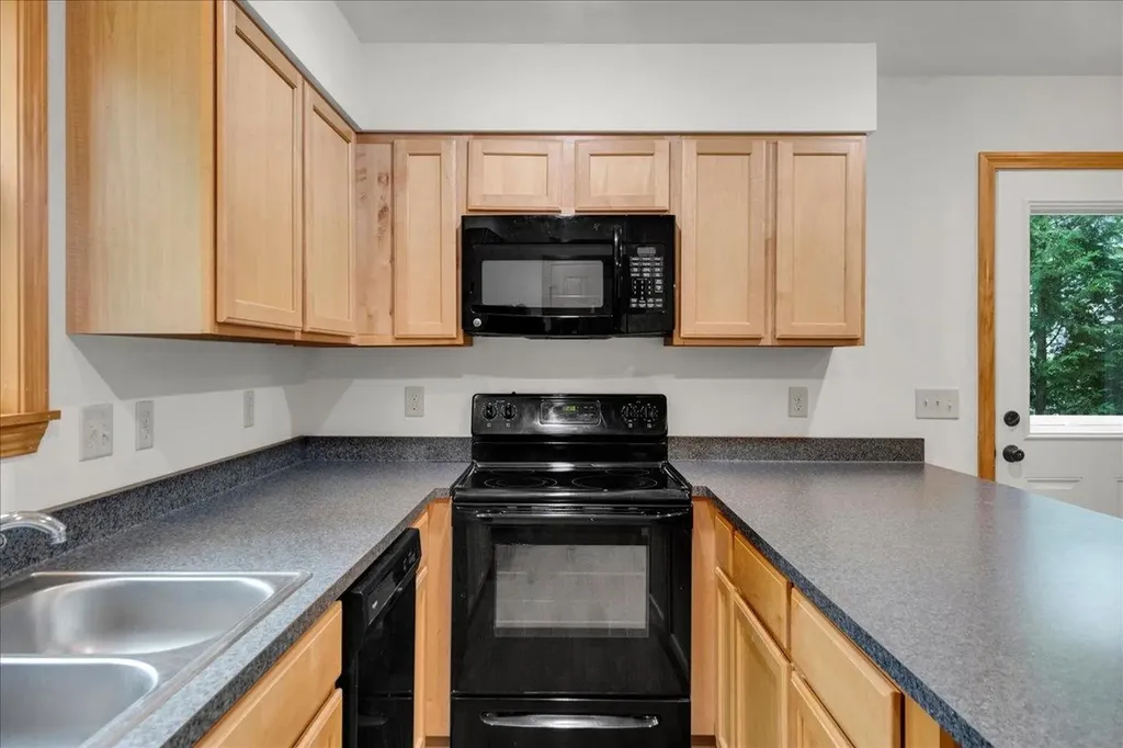 136 - 138 Northside Drive Shelburne VT 05482