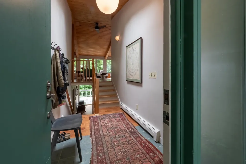 477 Morgan Road Hartford VT 05059