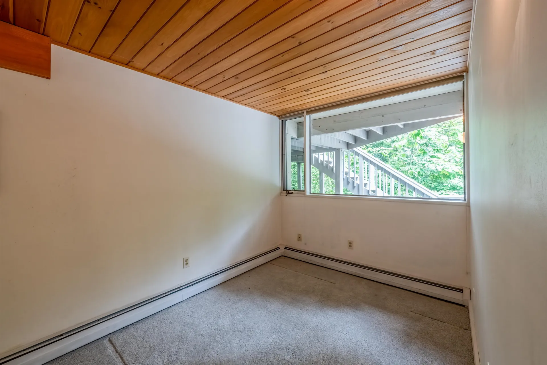 477 Morgan Road Hartford VT 05059