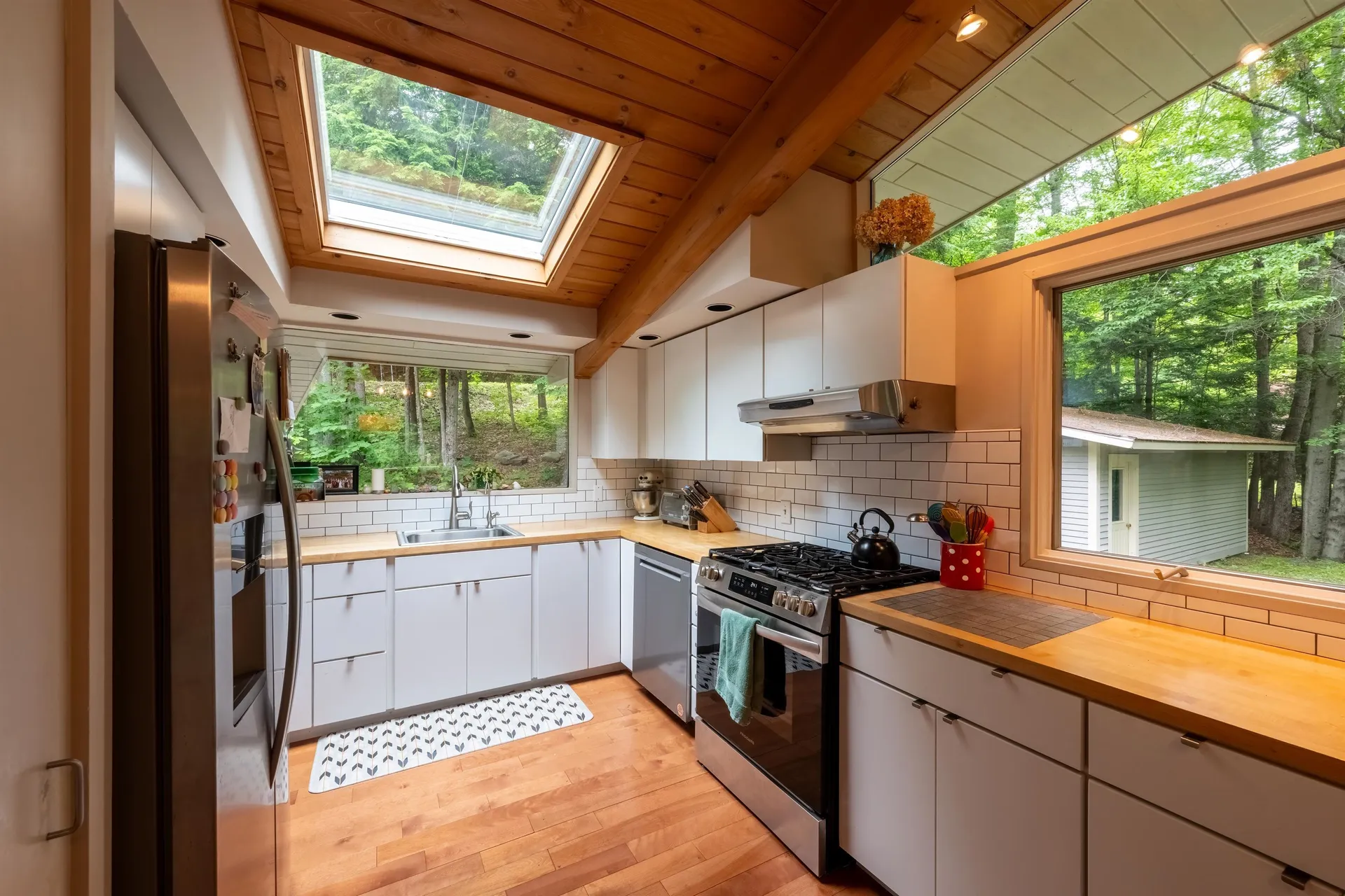 477 Morgan Road Hartford VT 05059