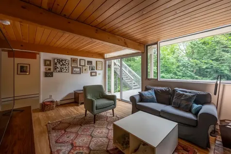 477 Morgan Road Hartford VT 05059