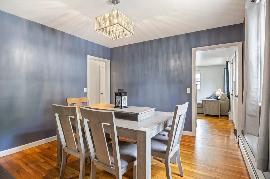 493 Laurel Street Manchester NH 03103