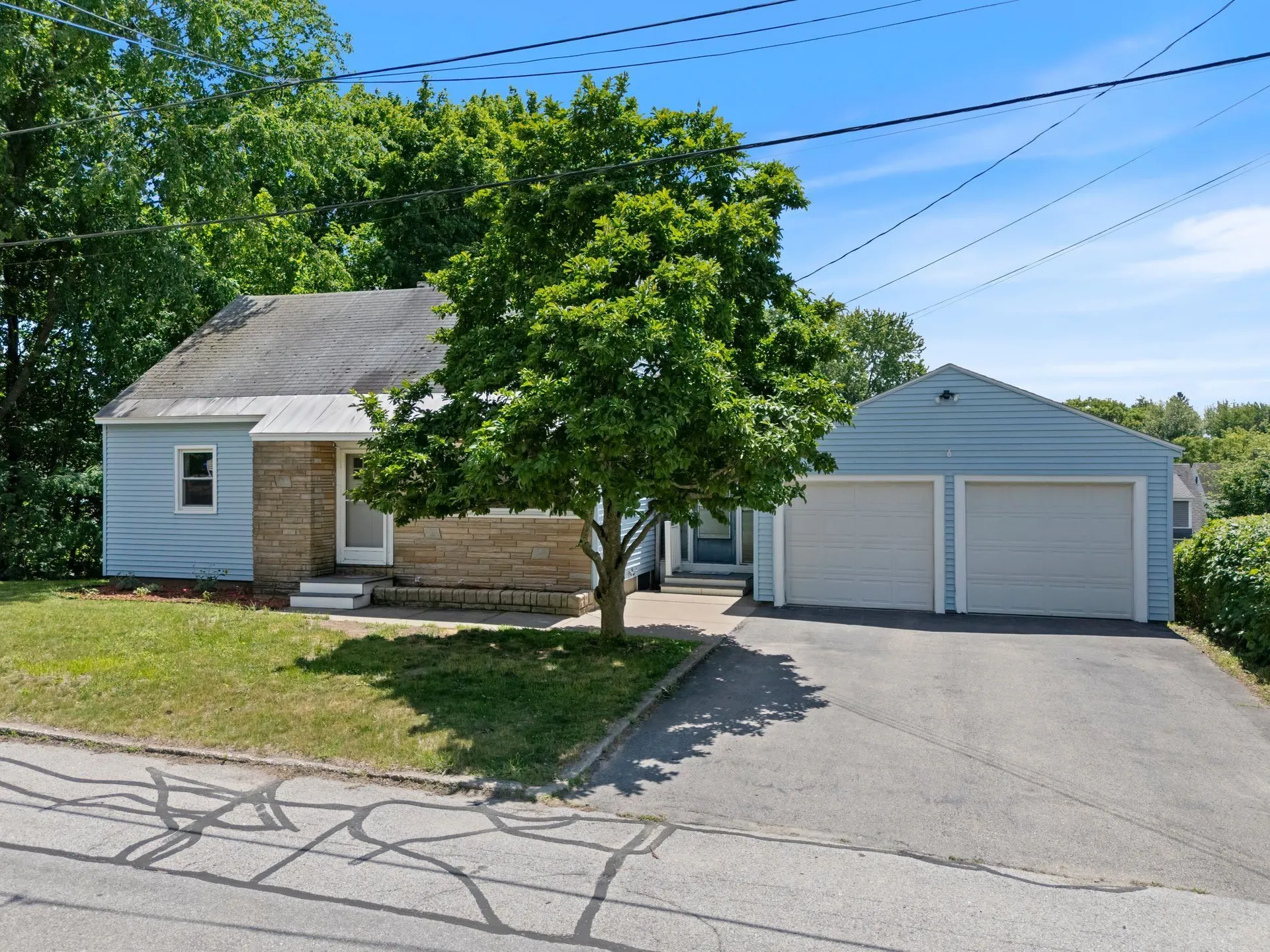 493 Laurel Street Manchester NH 03103