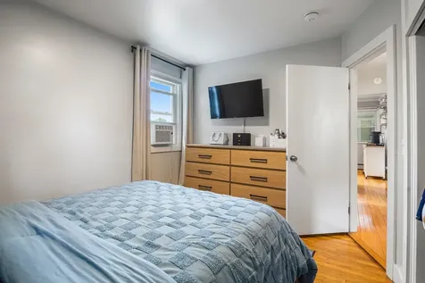 493 Laurel Street Manchester NH 03103