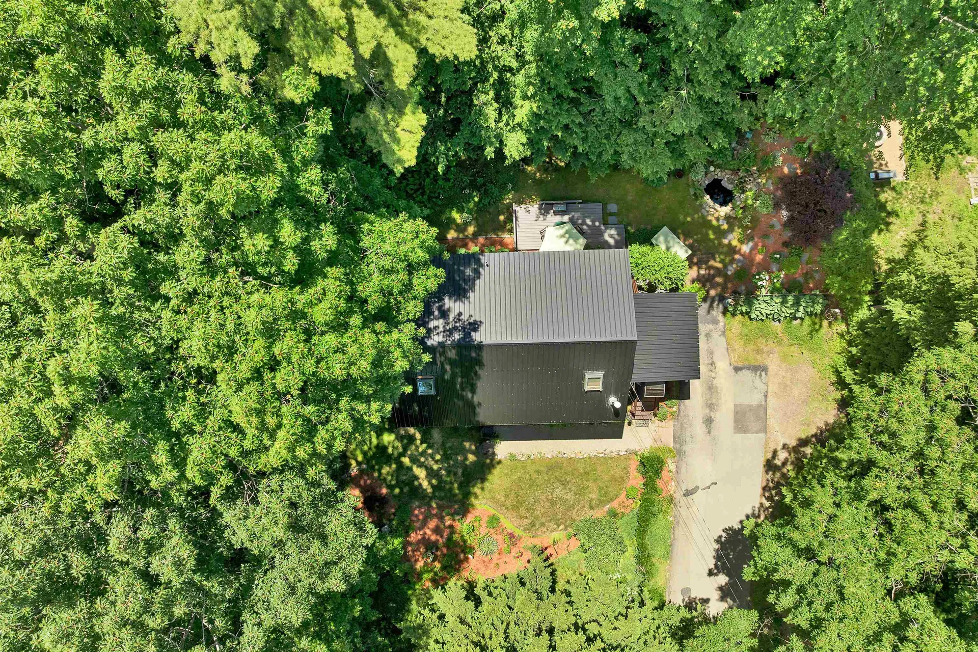 8 New London Drive Barnstead NH 03225