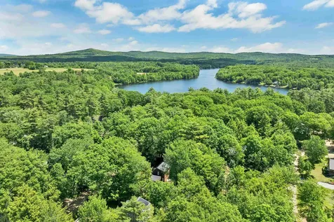 8 New London Drive Barnstead NH 03225