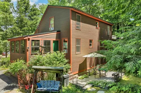 8 New London Drive Barnstead NH 03225