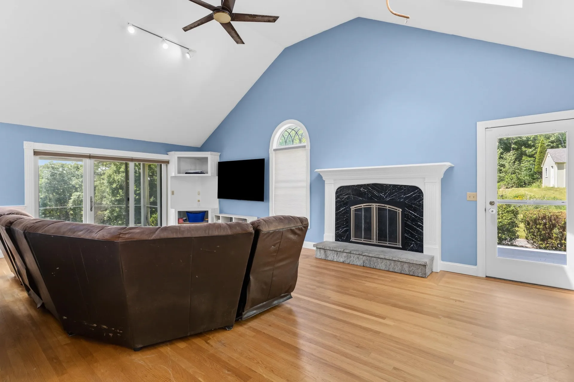 101 Mansion Road Dunbarton NH 03046