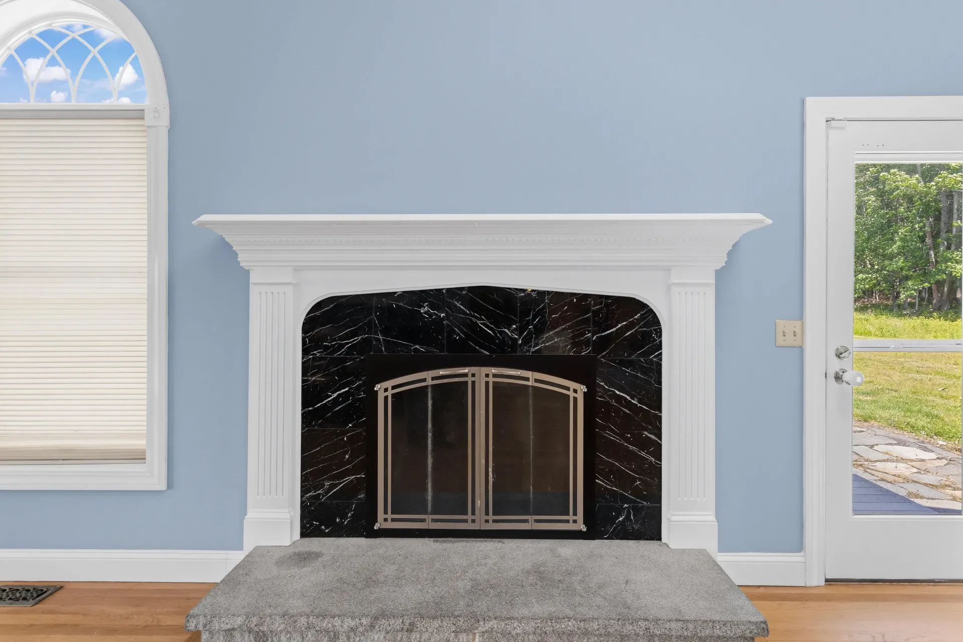 101 Mansion Road Dunbarton NH 03046