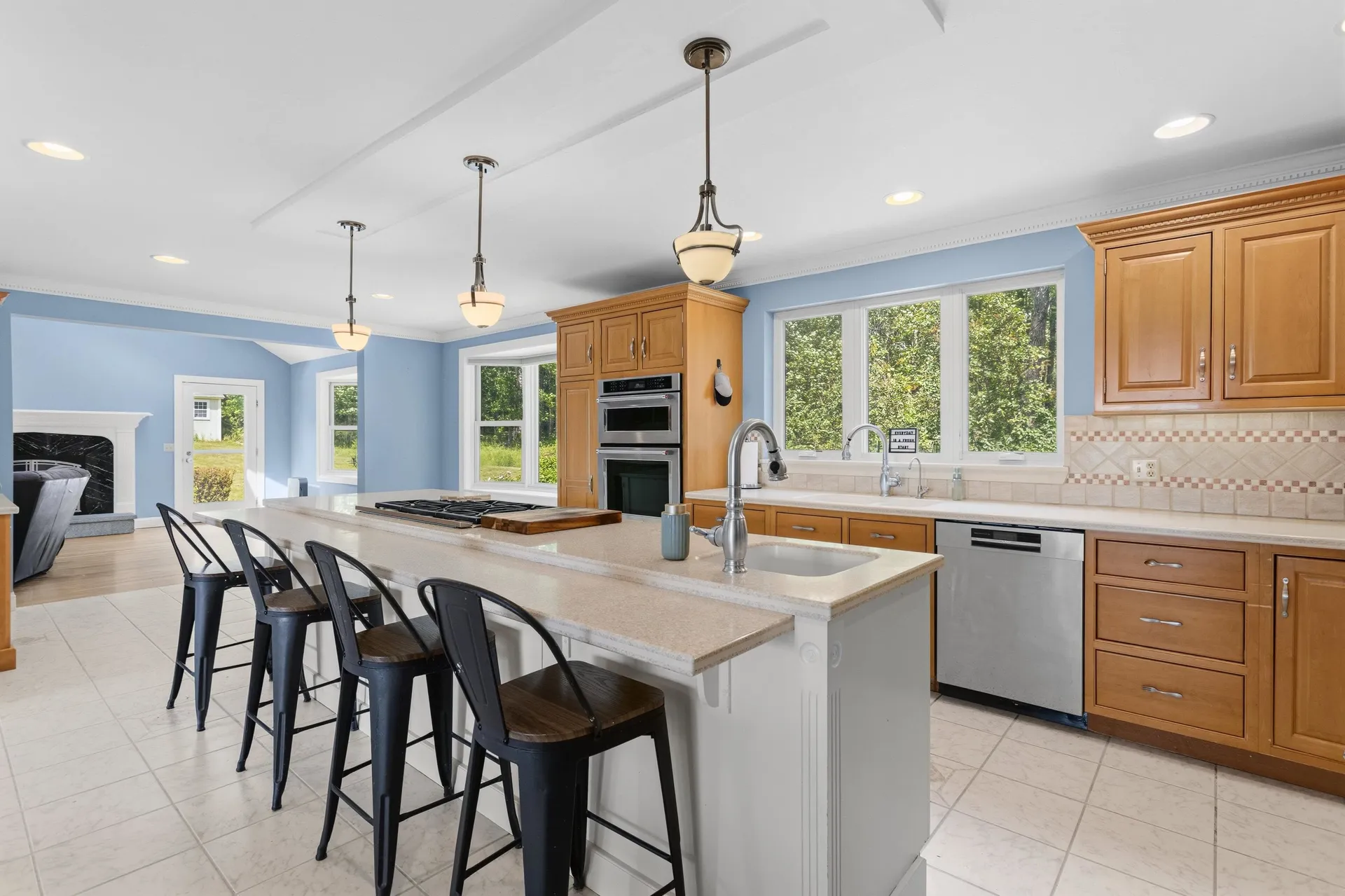 101 Mansion Road Dunbarton NH 03046