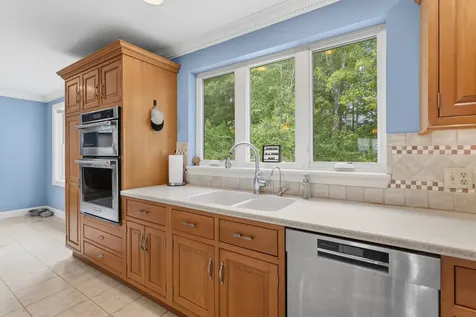 101 Mansion Road Dunbarton NH 03046