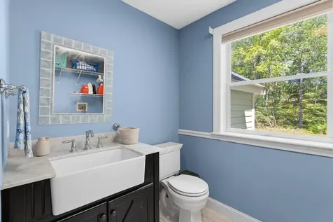 101 Mansion Road Dunbarton NH 03046