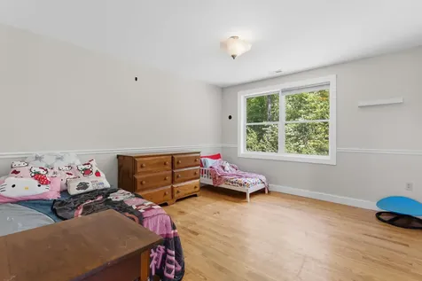 101 Mansion Road Dunbarton NH 03046