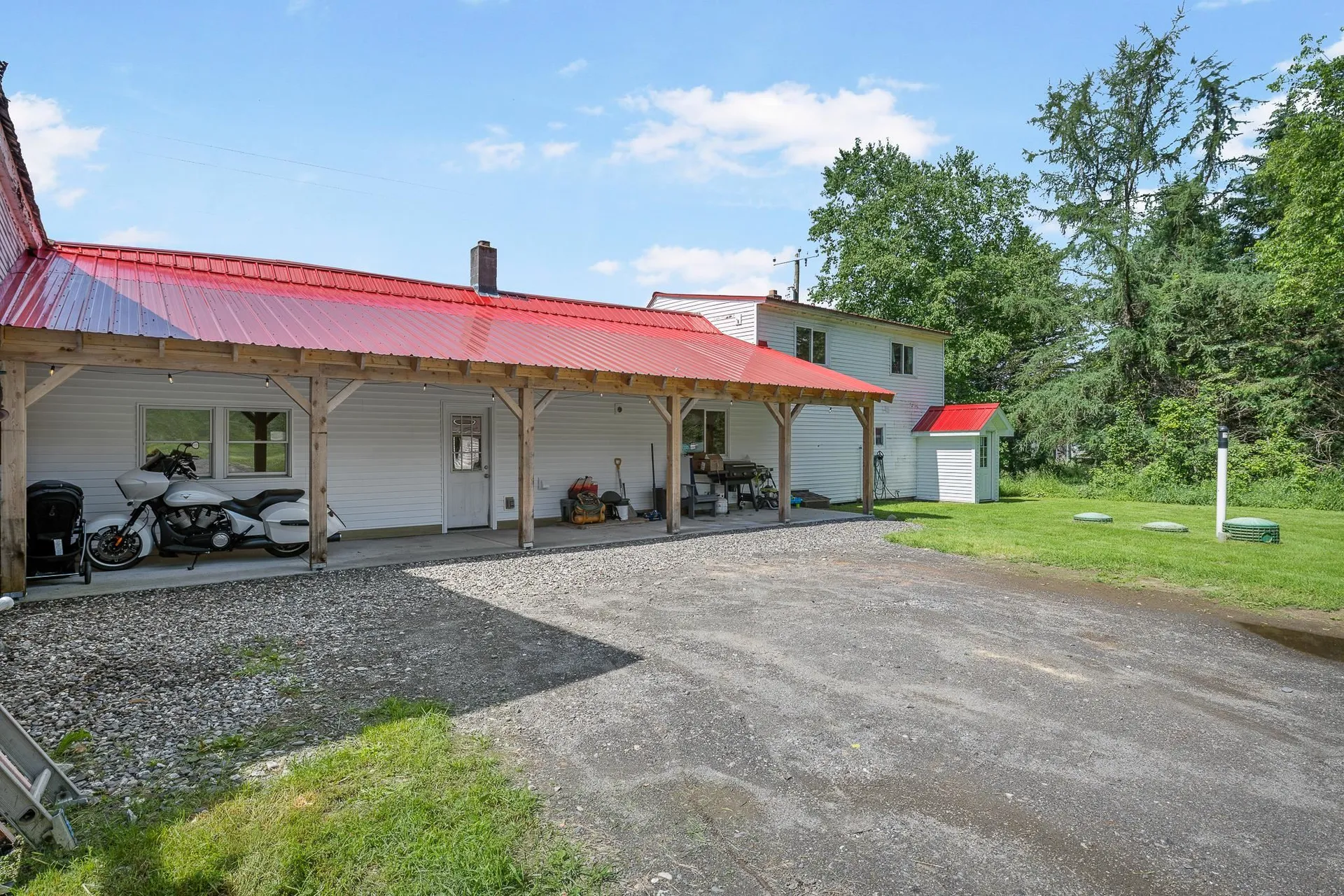 451 Nh Route 26 Colebrook NH 03576