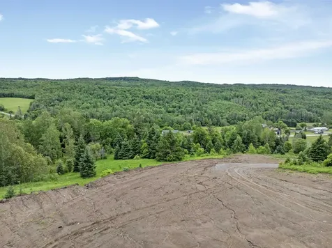 451 Nh Route 26 Colebrook NH 03576