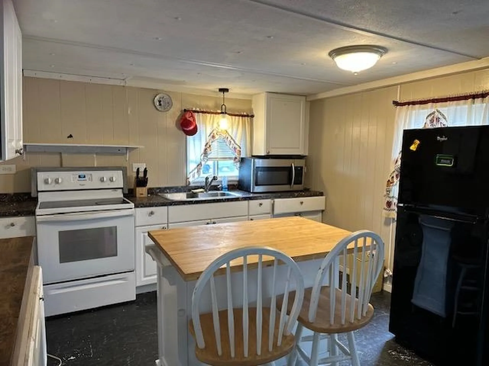 1 Dublin Street Gorham NH 03581