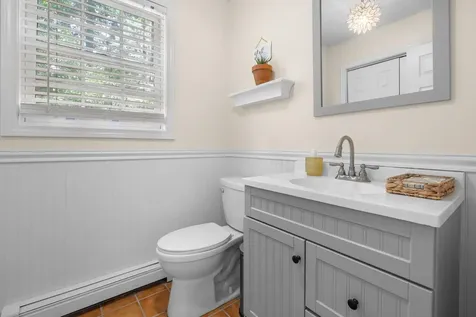11 Wood Hill Drive Auburn NH 03032