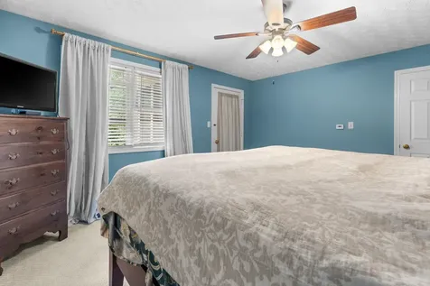 11 Wood Hill Drive Auburn NH 03032