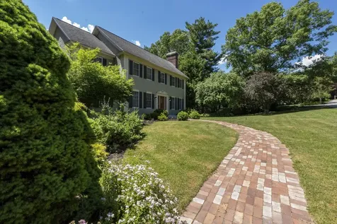 11 Wood Hill Drive Auburn NH 03032