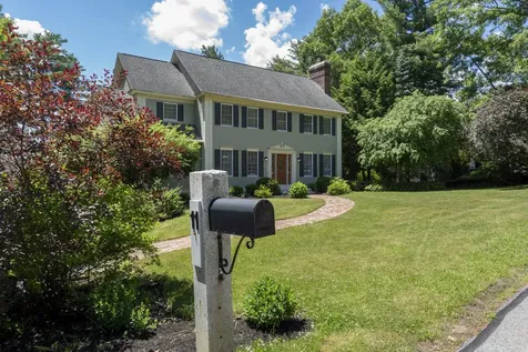 11 Wood Hill Drive Auburn NH 03032