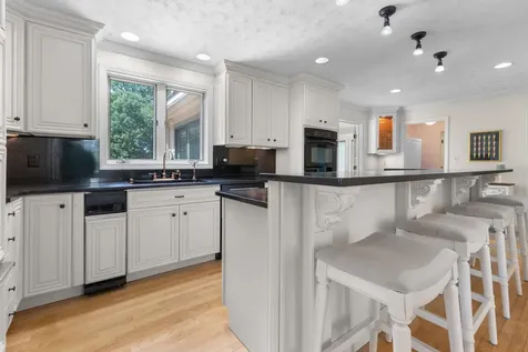 11 Wood Hill Drive Auburn NH 03032