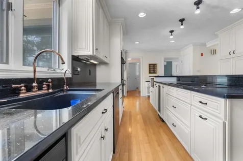 11 Wood Hill Drive Auburn NH 03032