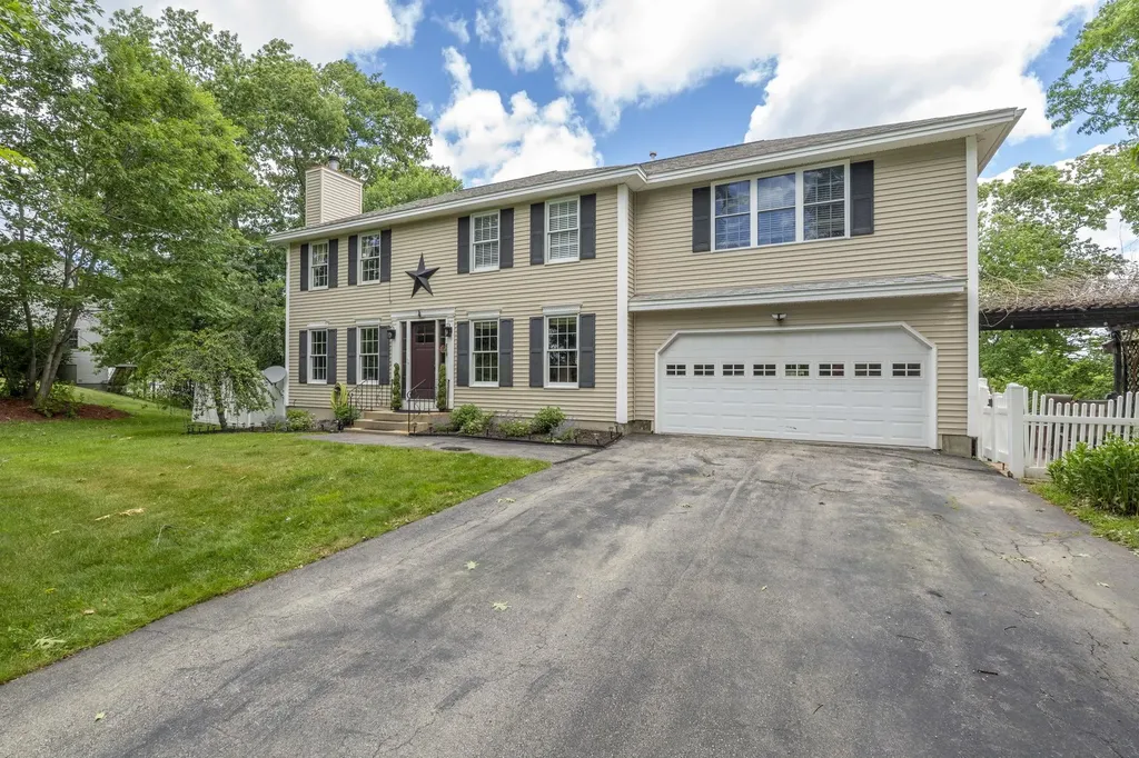 4 Faith Drive Derry NH 03038
