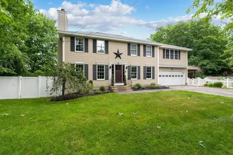 4 Faith Drive Derry NH 03038