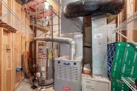 4 Faith Drive Derry NH 03038