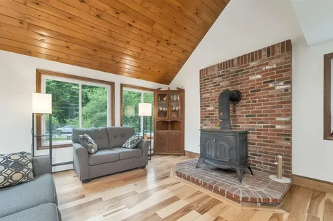 237 Benlor Drive Eaton NH 03832
