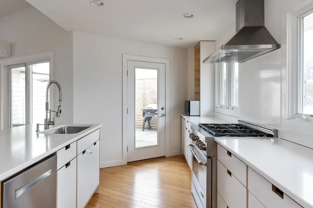 323 Buckingham Drive Colchester VT 05446