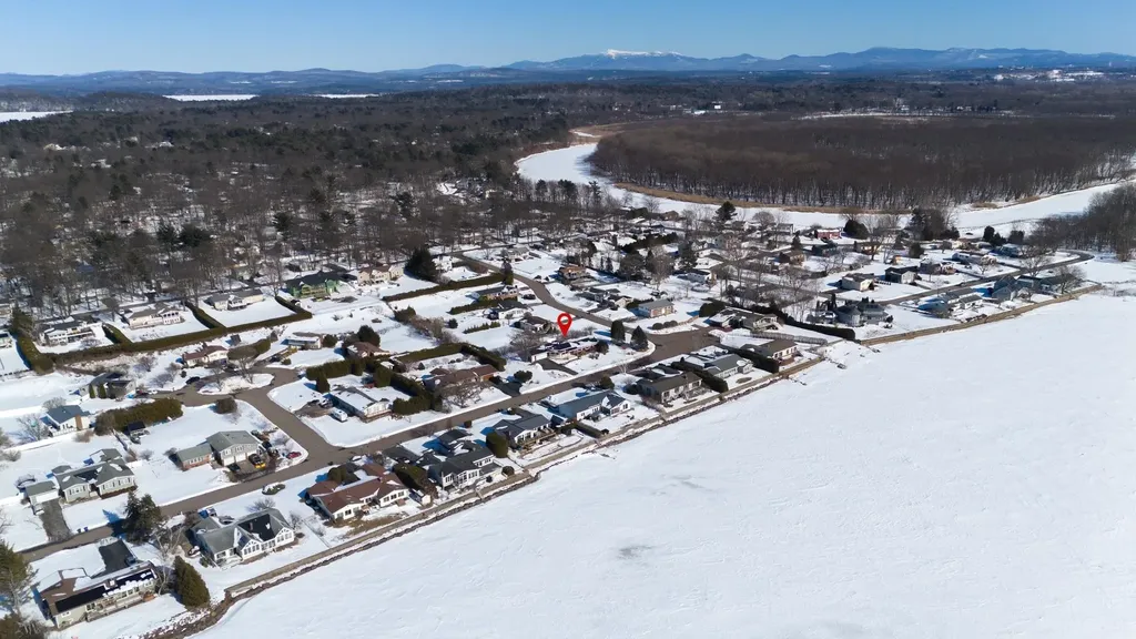 323 Buckingham Drive Colchester VT 05446